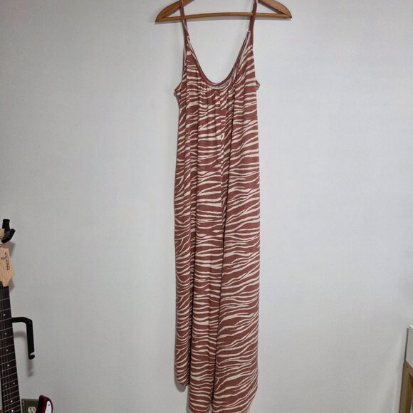 NWT MAURICES TANK JUMPSUIT ANIMAL PATTERN SIZE SMALL - Picture 1 of 14